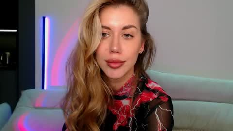 Snapshot of celin_summer chatting on December 3, 2024, 9:56 pm Celin online show from December 3, 2024, 9:56 pm