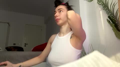 Celine Roxelle online show from January 13, 2026, 12:54 pm