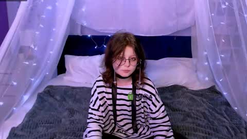 Snapshot of celine_sun chatting on September 14, 2025, 6:40 pm celine_sun online show from September 14, 2025, 6:40 pm