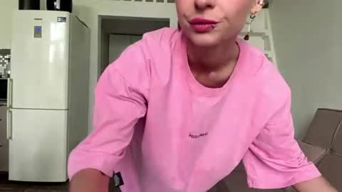 Snapshot of celineruppert chatting on June 21, 2026, 1:19 am Amilia online show from June 21, 2026, 1:19 am