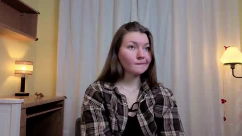 Snapshot of celineswiatkowski chatting on February 9, 2026, 5:17 pm Nina online show from February 9, 2026, 5:17 pm