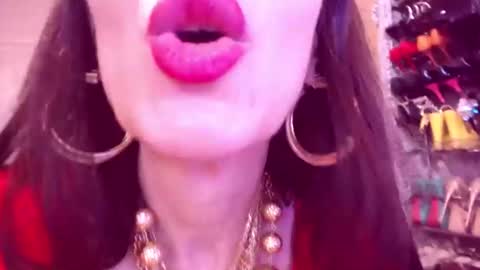 Cerise online show from March 2, 2026, 7:15 am