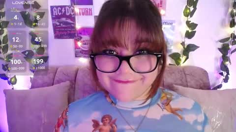 Snapshot of chaarlotte_1 chatting on September 18, 2025, 7:05 pm charlotte online show from September 18, 2025, 7:05 pm