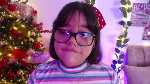 charlotte online show from December 19, 2025, 6:04 pm