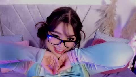 Snapshot of chaarlotte_1 chatting on June 27, 2026, 12:22 pm charlotte online show from June 27, 2026, 12:22 pm