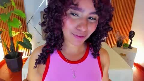 CHAARLOTTEE online show from December 18, 2025, 9:10 pm