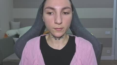 Kate online show from May 16, 2026, 6:43 am