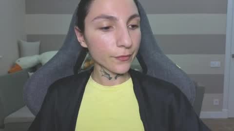 Kate online show from May 21, 2026, 6:04 pm