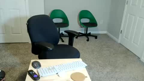 Chuck online show from June 9, 2026, 1:06 am