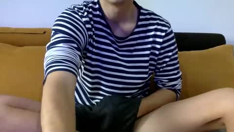 Snapshot of chad092 chatting on November 5, 2025, 6:24 am God online show from November 5, 2025, 6:24 am