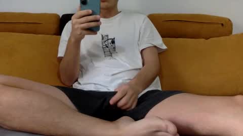 Snapshot of chad092 chatting on November 17, 2025, 6:52 am God online show from November 17, 2025, 6:52 am