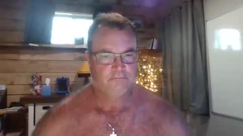 chadmichaell online show from May 18, 2026, 12:51 am
