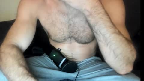 Lydong online show from November 26, 2025, 9:43 am