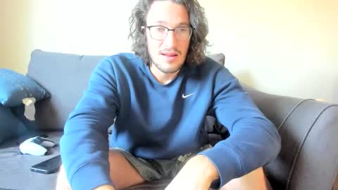 Lydong online show from February 19, 2026, 7:32 pm