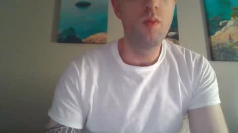 Snapshot of chadwhitex chatting on September 22, 2025, 11:29 pm chadwhitex online show from September 22, 2025, 11:29 pm