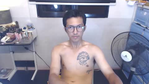 ChaelskieCumMachine online show from December 11, 2024, 12:55 pm