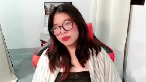 chakadal_xx online show from February 6, 2026, 1:36 pm