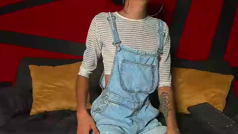 chaminelan online show from December 23, 2024, 6:27 pm