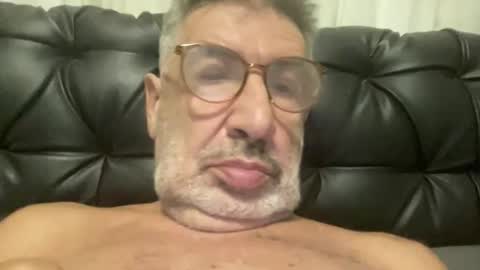 champsex305610 online show from April 3, 2026, 5:22 pm