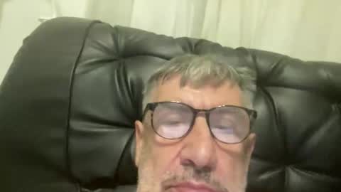 champsex305610 online show from April 9, 2026, 6:13 pm