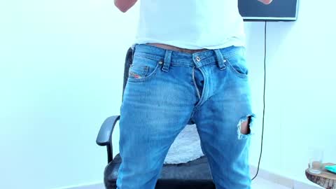 Kenji online show from April 22, 2026, 3:02 pm