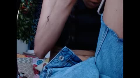 Snapshot of chaneel_ chatting on December 22, 2024, 8:25 pm Chanel M. online show from December 22, 2024, 8:25 pm