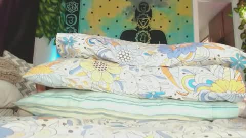 Snapshot of chaneel_ chatting on November 15, 2025, 8:16 pm Chanel M. online show from November 15, 2025, 8:16 pm