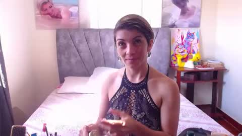 chanel online show from December 3, 2025, 1:09 pm