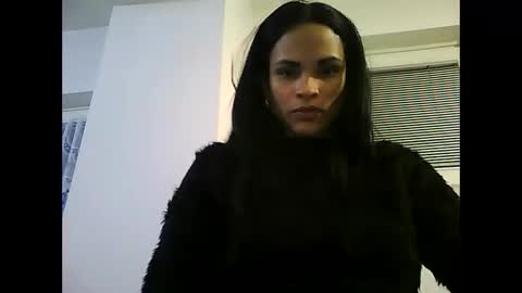 Laura online show from February 6, 2025, 5:09 pm
