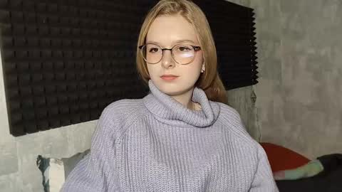 Lia online show from February 13, 2026, 7:15 am