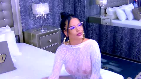 chanelledy1 online show from October 10, 2025, 2:32 am