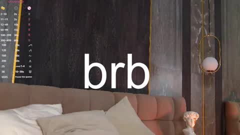 Chanel online show from February 10, 2025, 8:42 am