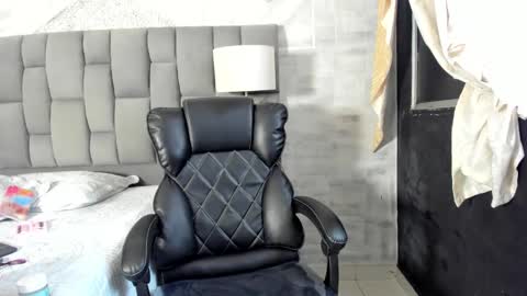 Channel online show from October 10, 2025, 10:09 pm