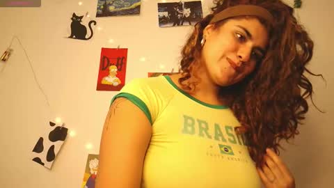 Snapshot of chantal_leon chatting on October 22, 2025, 8:08 pm     online show from October 22, 2025, 8:08 pm