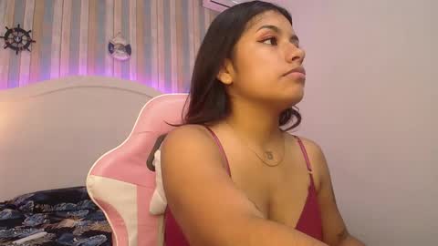 Snapshot of chantalpetit chatting on October 4, 2025, 6:39 pm chantalpetit online show from October 4, 2025, 6:39 pm