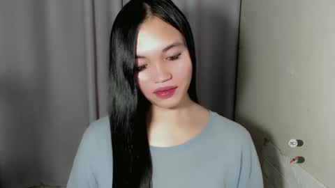 Snapshot of chantelle_fuckdoll chatting on December 17, 2024, 12:56 am CHANTELLE online show from December 17, 2024, 12:56 am