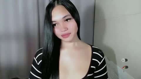 Snapshot of chantelle_fuckdoll chatting on March 10, 2025, 8:56 pm CHANTELLE online show from March 10, 2025, 8:56 pm