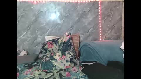 Zaria Vixen online show from October 24, 2025, 9:33 pm