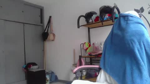 charis 2 online show from July 14, 2026, 6:35 pm