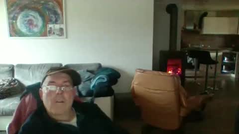 Snapshot of charles6064 chatting on December 2, 2024, 10:50 am charles6064 online show from December 2, 2024, 10:50 am