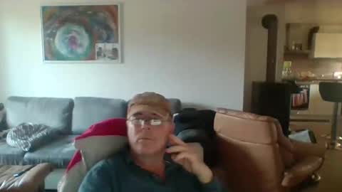 Snapshot of charles6064 chatting on November 2, 2025, 3:03 pm charles6064 online show from November 2, 2025, 3:03 pm
