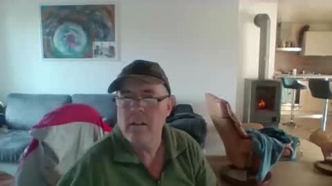 Snapshot of charles6064 chatting on November 12, 2025, 8:48 am charles6064 online show from November 12, 2025, 8:48 am