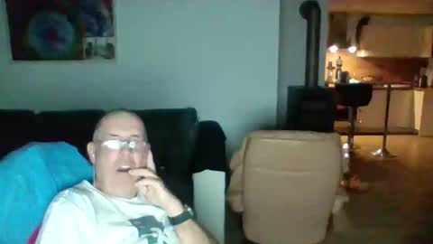 Snapshot of charles6064 chatting on June 2, 2026, 2:13 am charles6064 online show from June 2, 2026, 2:13 am