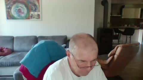 Snapshot of charles6064 chatting on June 13, 2026, 11:41 am charles6064 online show from June 13, 2026, 11:41 am