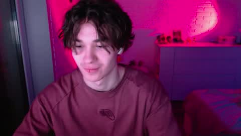 charleshanson69 online show from April 21, 2026, 6:44 pm