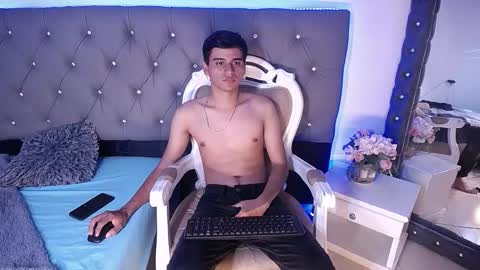 Charlie online show from October 9, 2025, 4:32 am