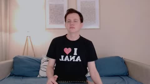 Snapshot of charlie_madison1 chatting on November 16, 2025, 4:34 pm Charley online show from November 16, 2025, 4:34 pm