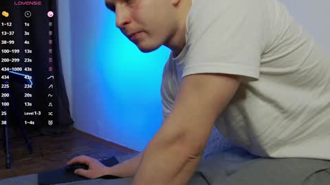 Snapshot of charlie_smiley chatting on January 16, 2025, 2:51 am Charlie Smiley online show from January 16, 2025, 2:51 am