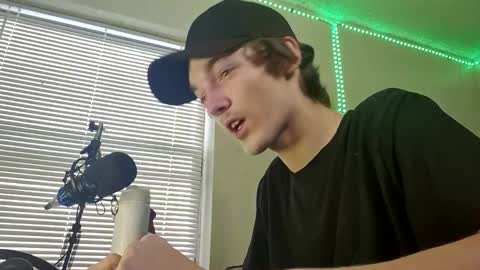 char sexiness online show from October 28, 2025, 9:17 pm