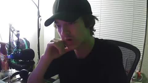 char sexiness online show from November 13, 2025, 10:58 am